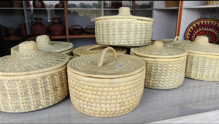 tharu1 768x436